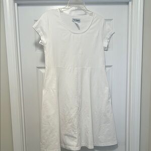 The Drop White Casual Dress

F